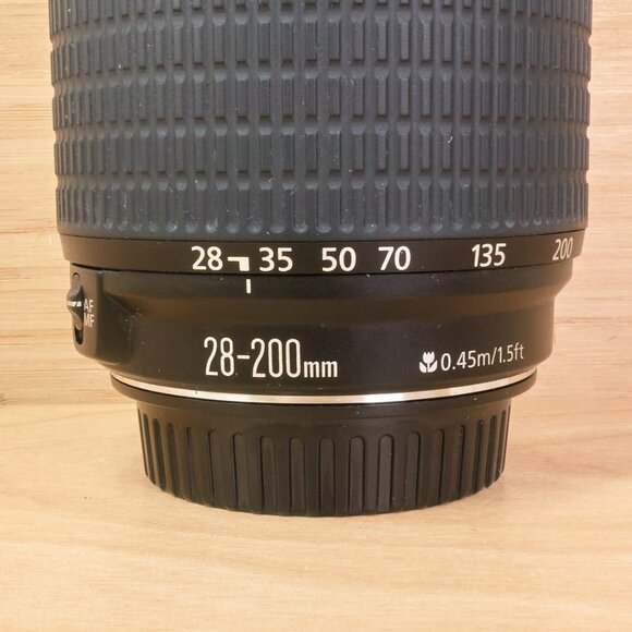 Canon EF 28–200mm f/3.5–5.6 USM Zoom Lens / EF Mount / Tested Working / Japan - Picture 5 of 6